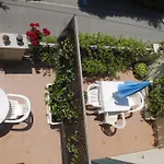La Pergola Private Parking Pensionat 2*