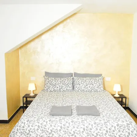 La Pergola Private Parking Vendégház Vezzano Ligure