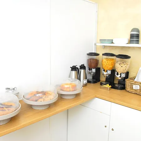 La Pergola Private Parking 2*