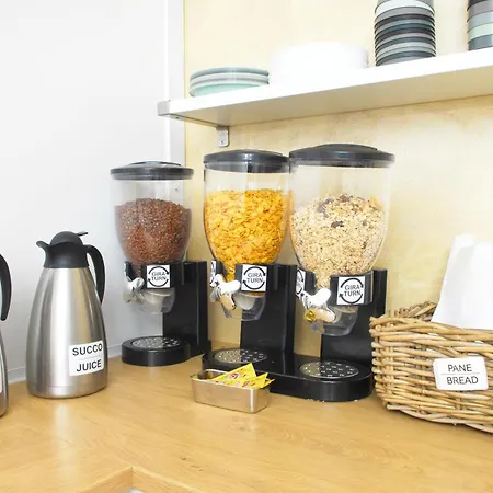 La Pergola Private Parking فيزانو ليغوري