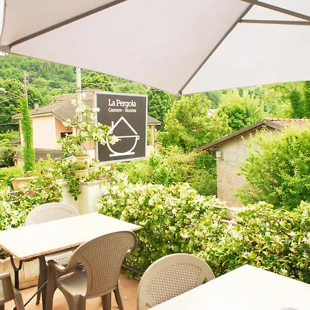 La Pergola Private Parking Vezzano Ligure