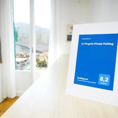 La Pergola Private Parking Pensión Vezzano Ligure