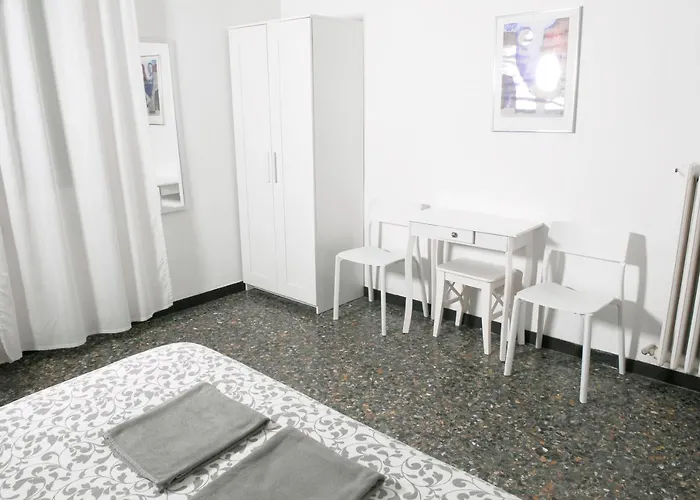 La Pergola Private Parking
