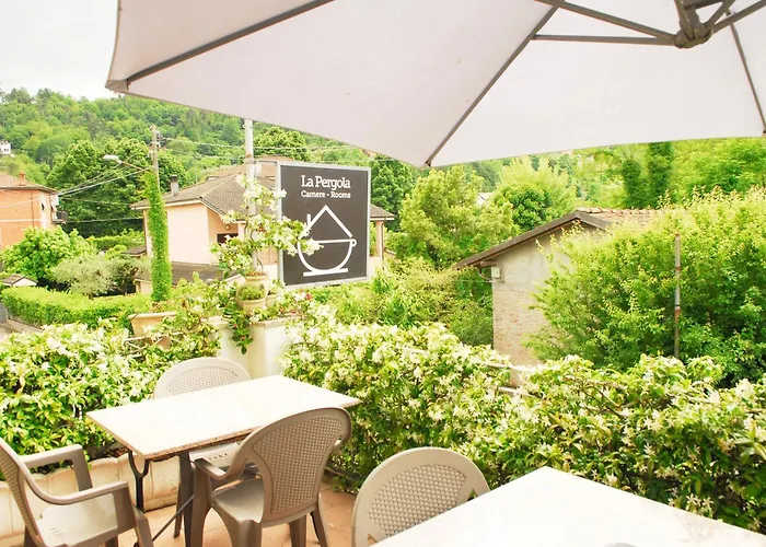 La Pergola Private Parking Vezzano Ligure