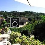 La Pergola Private Parking