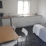 招待所 La Pergola Private Parking