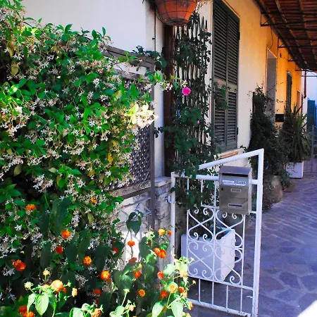La Pergola With Private Parking Guest house