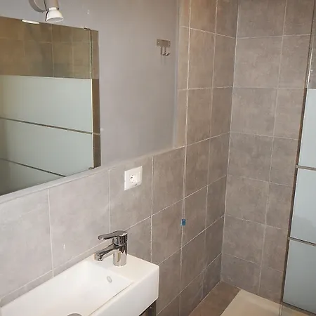 La Pergola Private Parking Gasthuis Vezzano Ligure