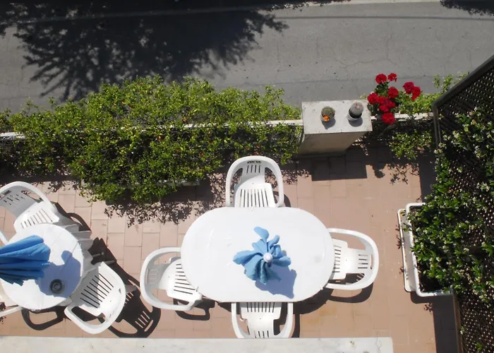 La Pergola Private Parking 2* Vezzano Ligure