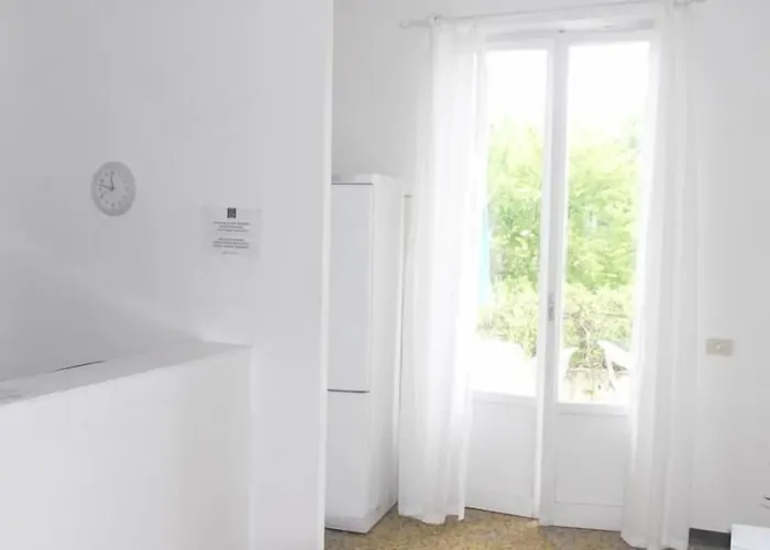 La Pergola Private Parking 2*